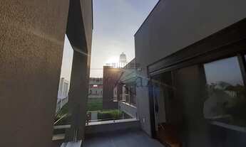 Imagem 7: Casa de condomínio sobrado para venda possui 475 metros quadrados com 4 quartos