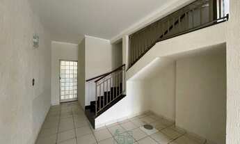 Imagem 3: Sobrado para aluguel possui 150 metros quadrados com 3 quartos em São Joaquim - Franca - S