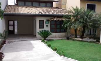 Imagem 2: Casa de condomínio para venda possui 170 metros quadrados com 3 quartos