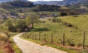 Imagem 3: Lote/Terreno para venda possui 10000 metros quadrados 2km de lindas cachoeiras- Socorro