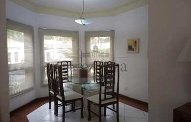 Imagem 4: Casa de condomínio para venda tem 160 metros quadrados com 3 quartos