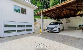 Imagem 3: Casa de alto padrão na Serra da Cantareira