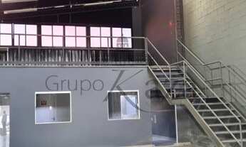 Imagem 6: Galpão/Depósito/Armazém para aluguel tem 196 metros quadrados