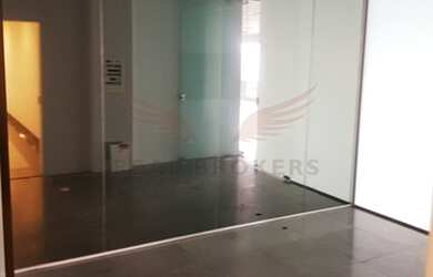 Imagem 2: Sala comercial para locação com divisórias, em edifício novo, próximo à Rodovia Castelo Br