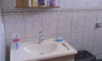 Imagem 2: OPORTUNIDADE: CASA BEM LOCALIZADA DE 2 QUARTOS/SUÍTE COM BANHEIRA