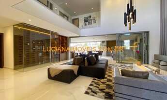 Imagem: Sobrado para venda possui 560 metros quadrados