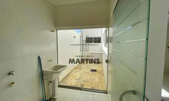 Imagem 7: Casa de condomínio sobrado para venda possui 275 metros quadrados com 3 quartos