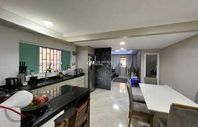 Imagem 3: CAMBORIú - Casa Padrão - Santa Regina