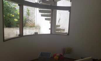 Imagem 4: Casa para venda tem 459 metros quadrados com 3 quartos