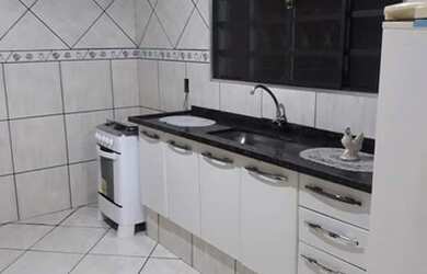 Imagem 4: Casa para venda tem 247 metros quadrados com 3 quartos