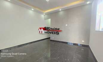 Imagem 6: Lindo imóvel novo com piscina em bairro nobre