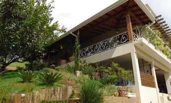 Imagem 2: Compre casa Alto Padrão, Flamboyant, 1150m² de terreno R$ 1.850,000