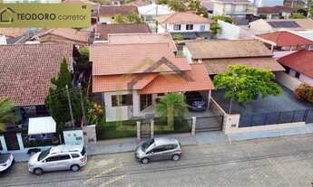 Imagem 5: Casa Alto Padrão com 3 Dormitórios no Centro de Penha SC