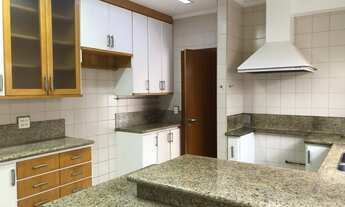 Imagem 6: Casa para aluguel e venda com 363 m², 5 quartos sendo 3 suítes, planejados, - Residencial