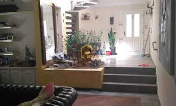 Imagem 2: Santana de Parnaíba - Casa Padrão - Alphaville 04