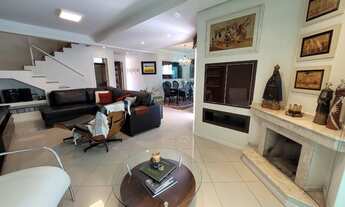 Imagem: Casa 225m² com 4 quartos fino acabamento.piscina