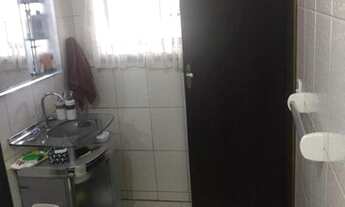 Imagem 2: Chácara para Venda em Suzano, Jardim Chácara Mea, 4 dormitórios, 2 suítes, 3 banheiros, 10