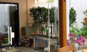 Imagem 4: Casa para venda possui 180m quadrados com 3 quartos