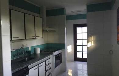 Imagem 5: Casa para Venda em Jundiaí, Jardim Paulista I, 4 dormitórios, 1 suíte, 3 banheiros, 4 vaga