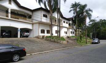 Imagem 2: Casa de condomínio para venda possui 1760 metros em Alphaville- Barueri-SP