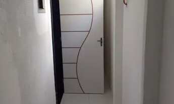 Imagem 2: Casa para aluguel possui 80 metros quadrados com 2 quartos em Parque 10 de Novembro - Mana