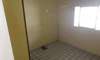 Imagem 7: Areias - 03 Quartos/Suíte - Pintada - Ótimo Estado de Conservação - Próxima a Mercados e