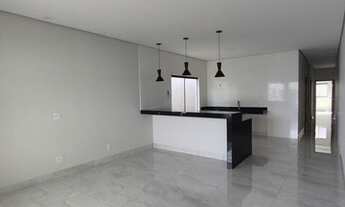 Imagem 5: Casa para venda tem 120 metros quadrados com 3 quartos em Vila Santana - Valinhos - SP