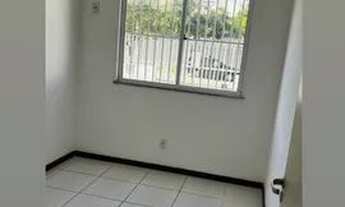 Imagem 4: Alugo anual, Apto de 2/4, terreo, sem mobília