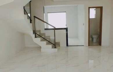 Imagem 4: CASA, Linda, Duplex com 03 Quartos, Suíte e Entrada Independente