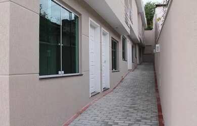 Imagem 3: Condominio Fechado!! sobrado 70 mts 2 dormitórios , 2 banheiros e 1 vaga a 500 mts do metr