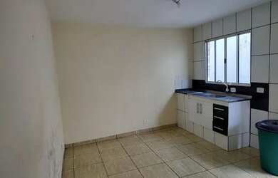 Imagem 6: Casa Para Alugar no Jardim Oliveiras - Taboão da Serra - SP