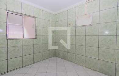 Imagem 5: Casa para Aluguel - Várzea, 2 Quartos, 40 m2