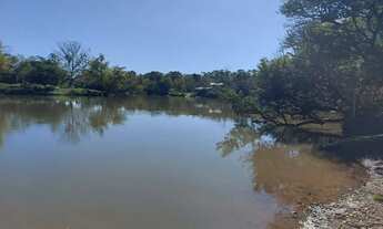 Imagem 5: Casa de beira com o rio tibagi