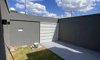 Imagem 2: CASA COM QUINTAL AMPLO - RESIDENCIAL SOLAR