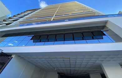 Imagem 2: Apartamento alto padrão com 4 quartos sendo 2 suítes, 3 vagas de garagem na rua Tiradentes