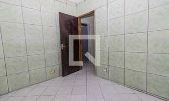 Imagem 7: Casa para Aluguel - Várzea, 2 Quartos, 40 m2