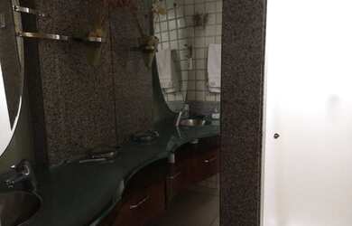 Imagem 5: Apartamento para venda possui 198 metros quadrados com 4 quartos em Boa Viagem - Recife