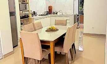 Imagem: Temos um quarto numa casa incrível para