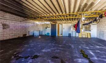 Imagem 6: Anúncio de Venda: Imóvel Comercial e Residencial com Salão e Casas