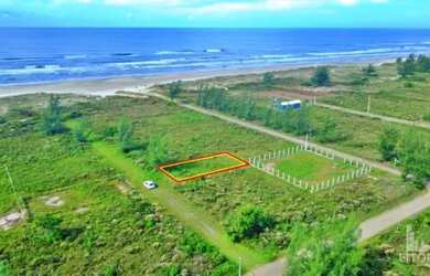Imagem 2: TERRENO A 90 METROS DO MAR EM BALNEÁRIO GAIVOTA-SC