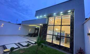 Imagem: Três Marias - Casa Térrea 3 Suítes no