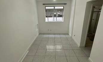 Imagem 2: Apartamento para aluguel possui 45 metros quadrados com 1 quarto em Gonzaga - Santos - SP