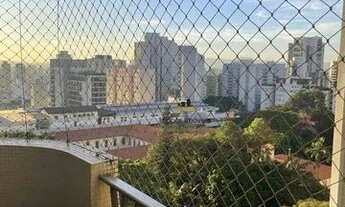 Imagem 3: Apartamento em andar alto, com vista para o bairro
