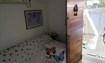 Imagem 2: Sobrado 3 dormitórios, sendo 1 suíte. Bairro Estuário - Santos - SP