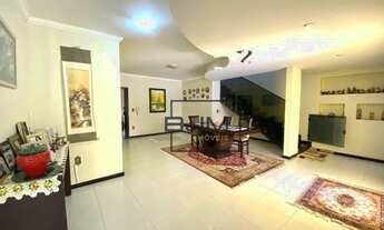 Imagem 3: Sobrado com 3 dormitórios à venda, 330 m² por R$ 990.000,00 - Saguaçu - Joinville/SC