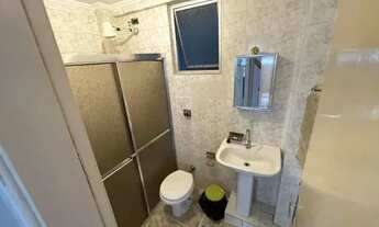 Imagem 5: Apartamento de 1 Dormitório com Elevador e Portaria no Canto do Forte, Edifício Frente Mar