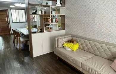 Imagem 4: Casa para venda possui 90 metros quadrados com 3 quartos em Rebouças - Curitiba - PR