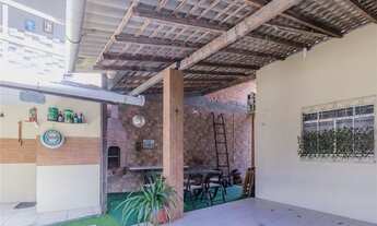 Imagem 2: Casa - 2 dormitórios - 180m² - Jardim das acacias