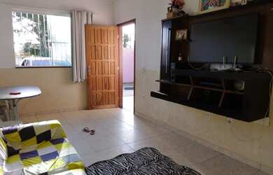 Imagem 2: Casa a 500 metros do Centro de Araruama com suíte tem RGI Carta de Crédito FGTS como entra