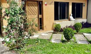 Imagem 2: Casa para aluguel possui 380 metros quadrados com 4 quartos em Guaíra - Curitiba - PR